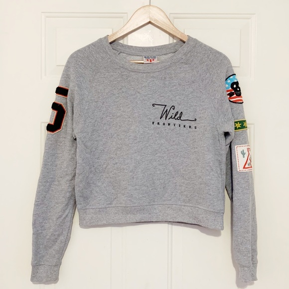 REVOLVE Junk Food ✦ Patches Cropped Sweatshirt ✦ Crew Neck Sweater - Picture 6 of 6